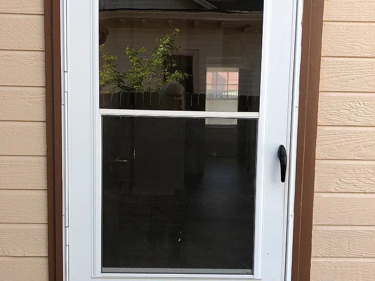 1020 S College Ave #B — Photo 4