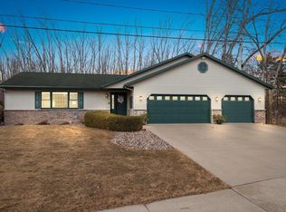 2144 Paul Rd, Manitowoc, WI 54220