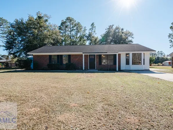 1007 White Cir, Hinesville, GA 31313