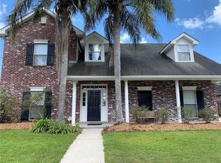 717 Cazalard St, Belle Chasse, LA 70037