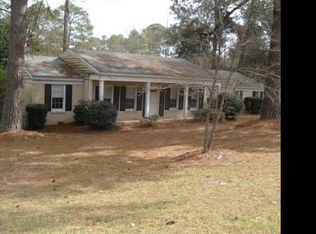 2305 Gornto Rd, Valdosta, GA 31602