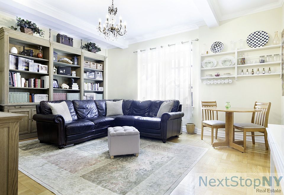 1st image of 157 W 79th St #5A