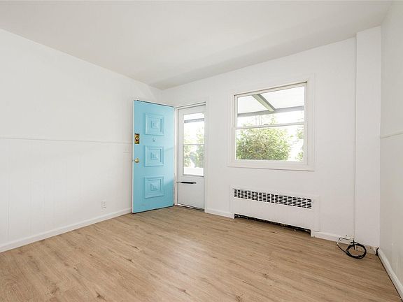 5th image of 20 Wyoming Ave APT 4