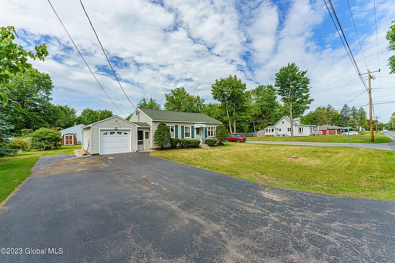 4th image of 2803 Curry Road
