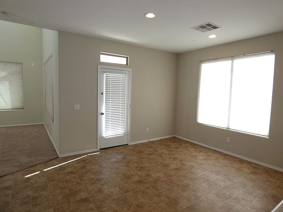 4th image of 1021 E Julian Dr