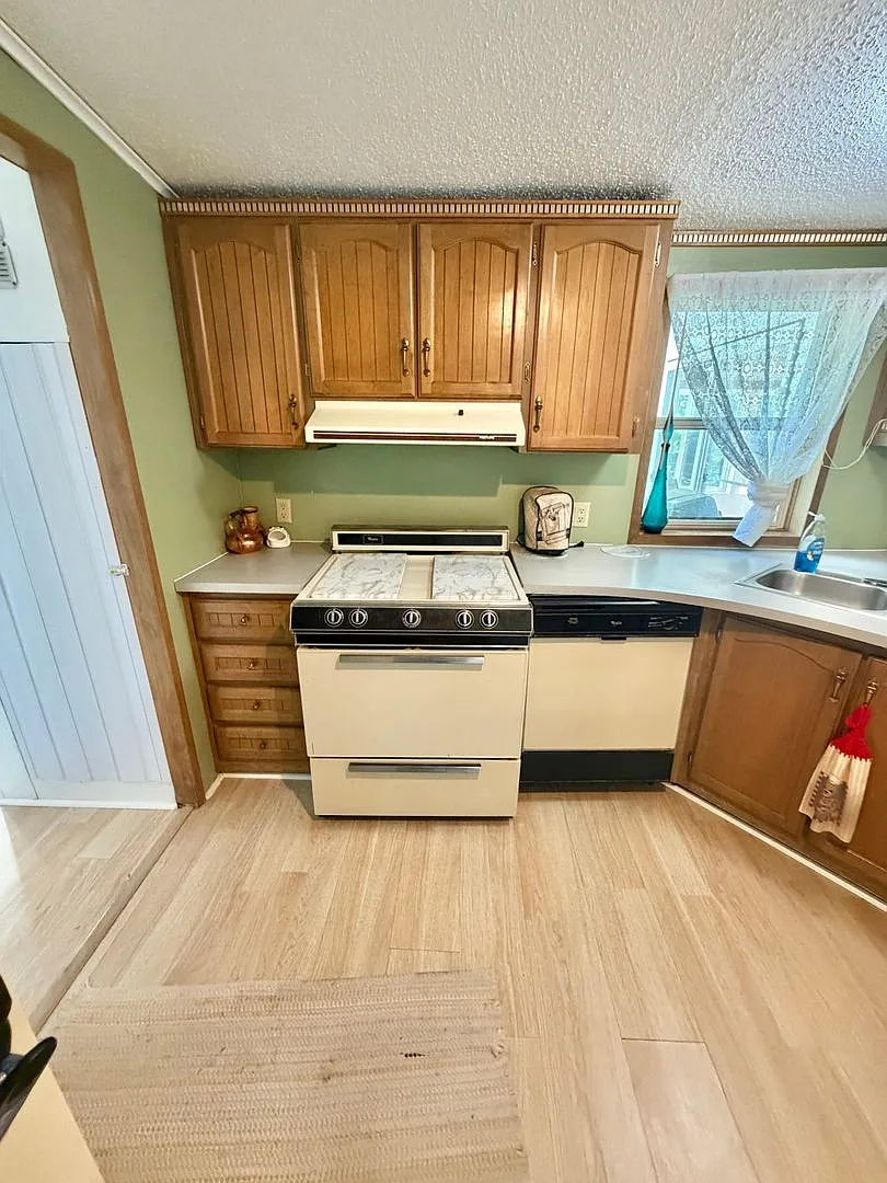 Peaceful Catskills Living | Spacious 4 Bedroom, 3 Bathroom Home in Grahamsville, NY — Photo 4