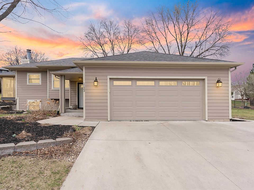 1st image of 1123 E Plum Creek Cir