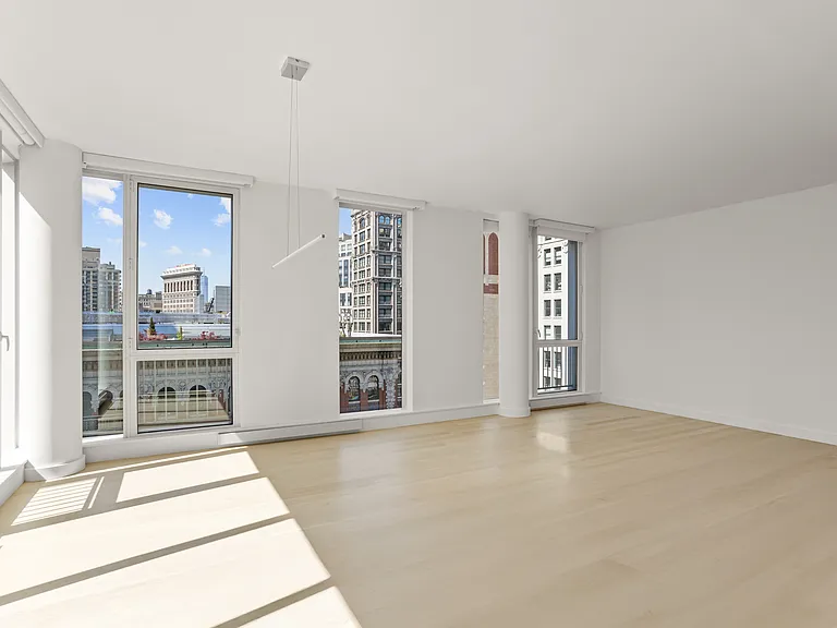 241 5th Ave #16B — Photo 3