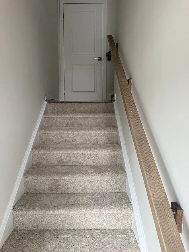 3 bed, $2,100 — Photo 3