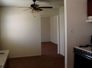 4215 W 160th St, Lawndale, CA 90260