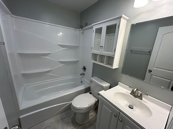 2nd image of 4024 Kathleen Ave