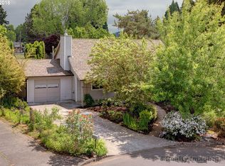 19215 SW Southview St, Beaverton, OR 97078