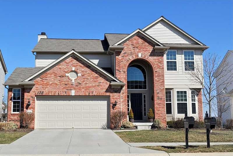 1st image of 560 Stafford Dr