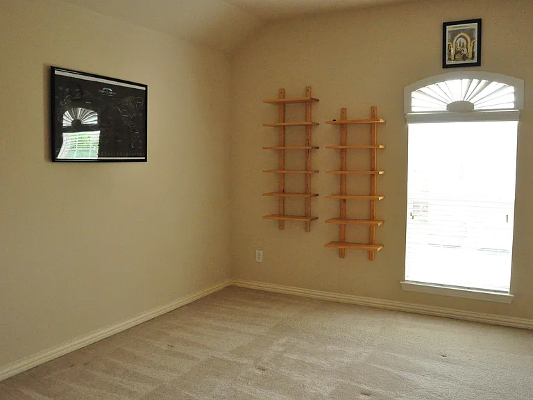 1312 Valley Vista Dr — Photo 9
