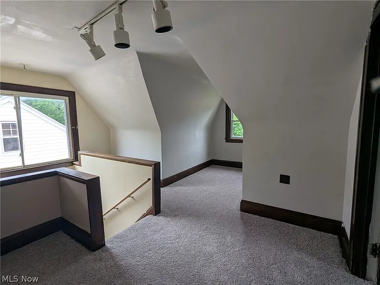 1151 Quilliams Rd — Photo 25