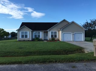 104 NW River Dr, Moyock, NC 27958