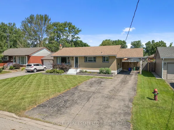 42 Lindel Cres, Welland, ON L3C 3S3