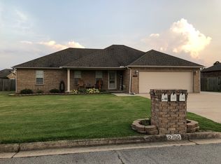 2700 Cambridge Dr, Paragould, AR 72450