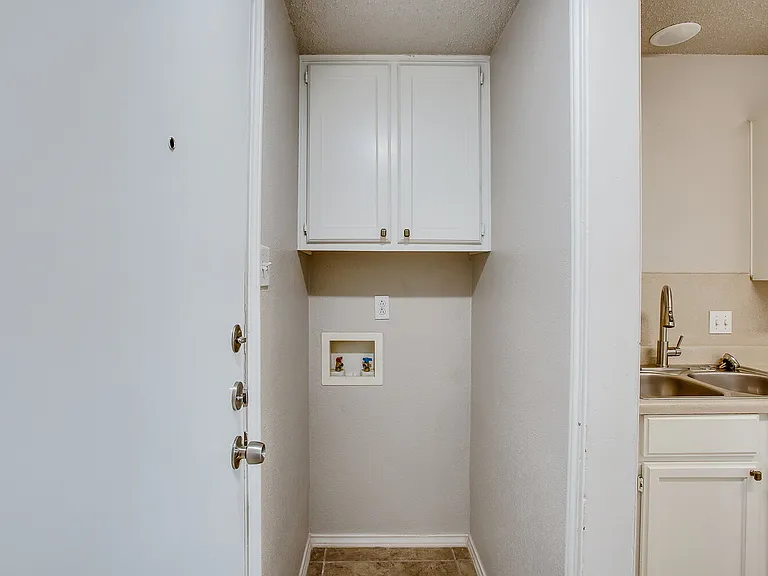 538 N Fulton Ave — Photo 13