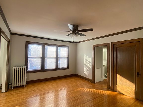 2nd image of 1831 Portland Ave APT 203