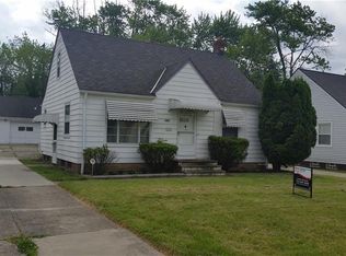 5105 Catherine St, Maple Heights, OH 44137