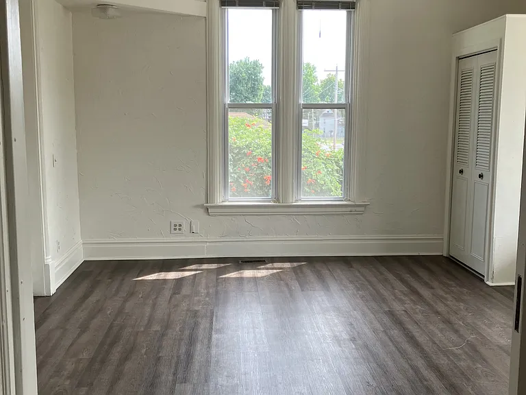214 S Church St #1 — Photo 7