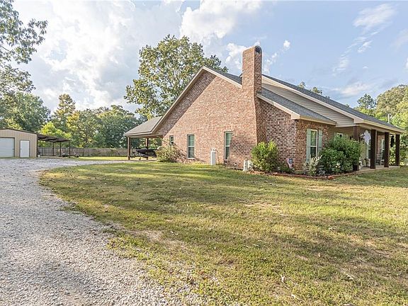 4th image of 595 Nation Rd