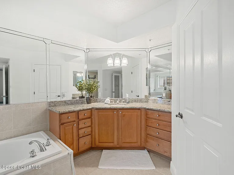1095 Highway A1A #2502 — Photo 14