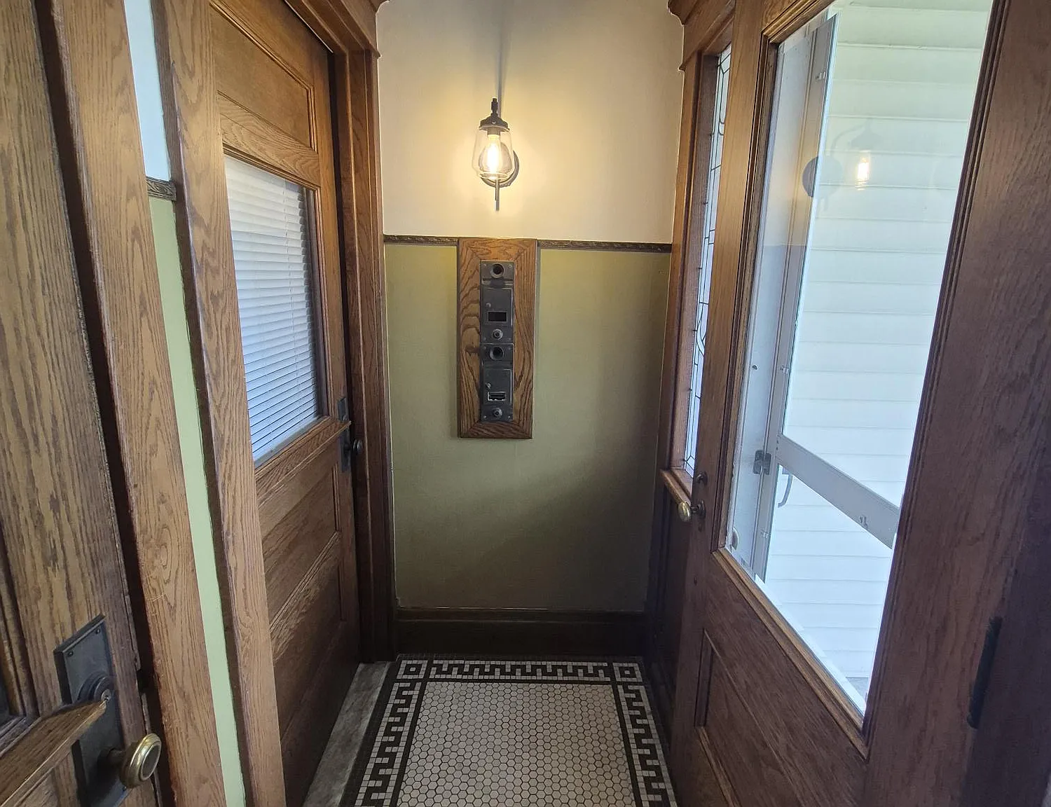 3 bed, 1412 sqft, $2,200 — Photo 4
