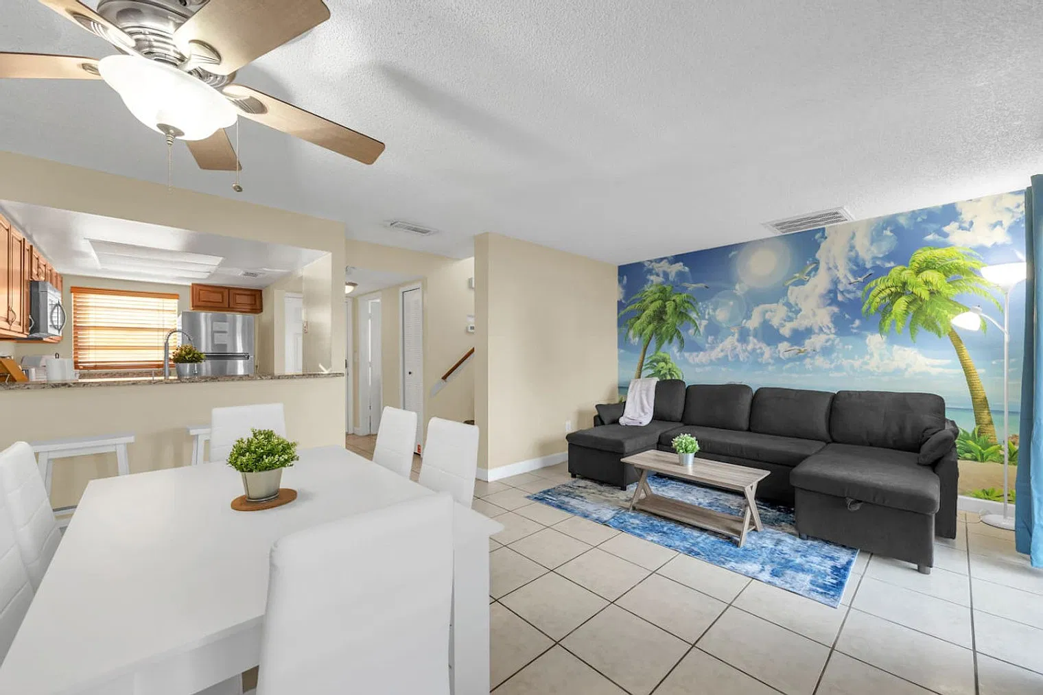 2 bed, 2.0 bath, 1248 sqft, $4,269 — Photo 4