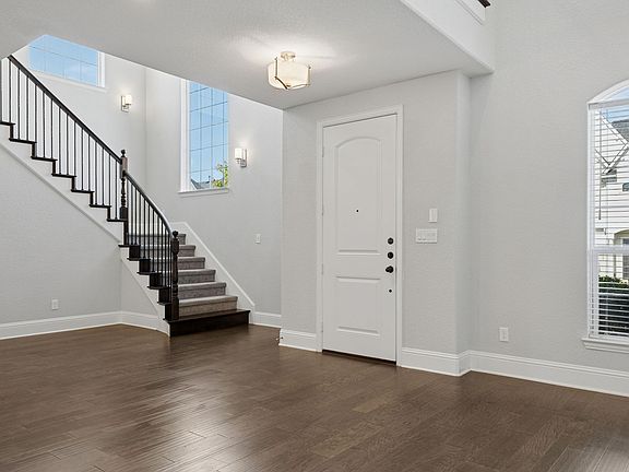 2nd image of 3213 Matisse Ln