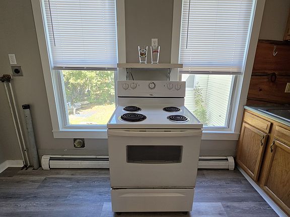 5th image of 14 Summer St #3