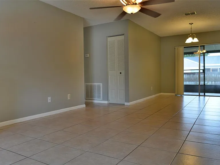 10002 Turkey Trot Pl — Photo 3