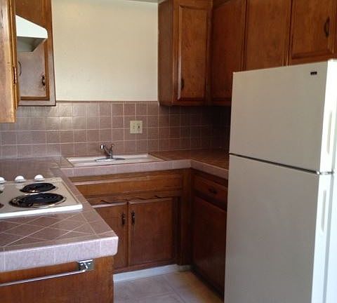 3rd image of 510 23rd St APT 07