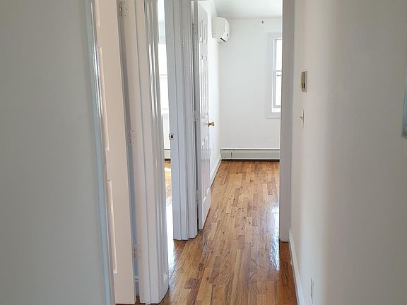 4th image of 22116 43rd Ave Floor 2