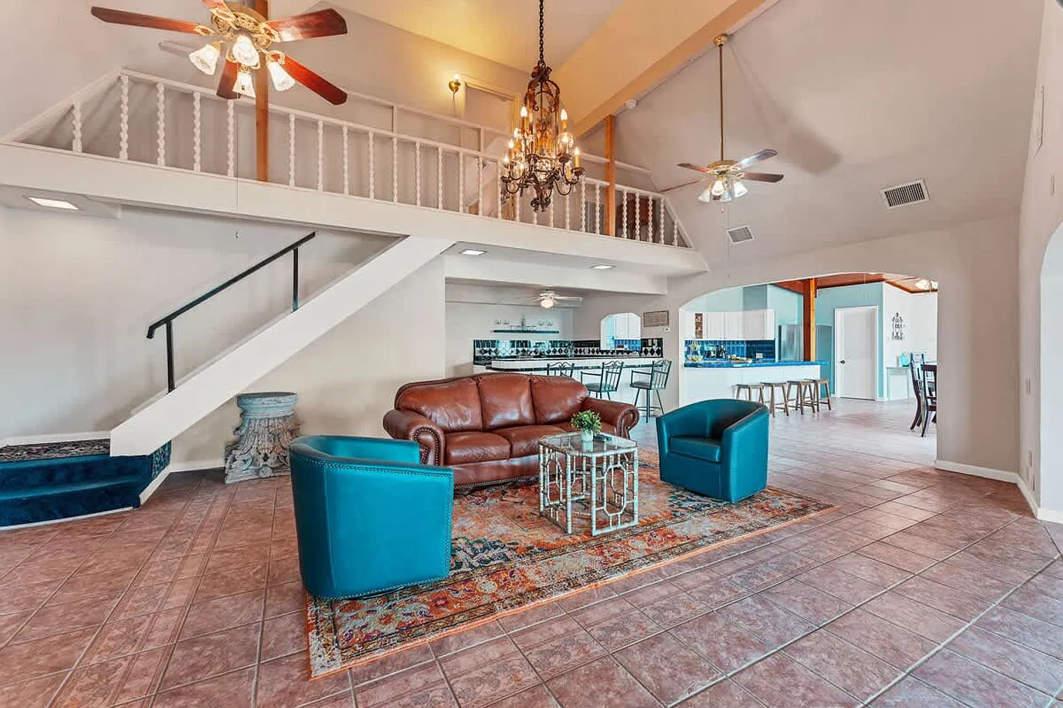 3 bed, 3.0 bath, 2992 sqft, $5,893 — Photo 1