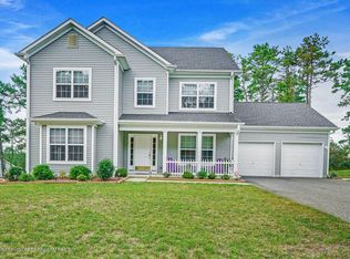 192 5th Ave, South Toms River, NJ 08757