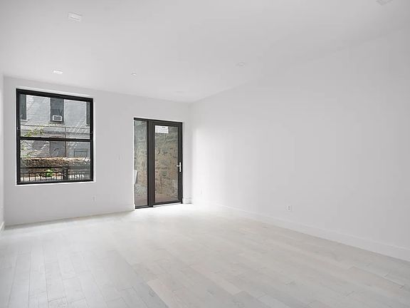 3rd image of 611 W 142nd St #G