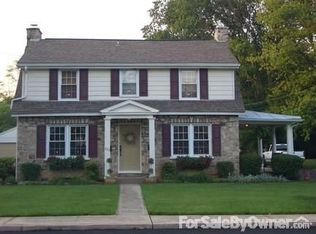 323 Roxbury Rd, Shippensburg, PA 17257