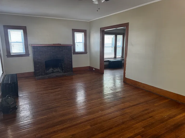 321 Primrose Ave — Photo 3