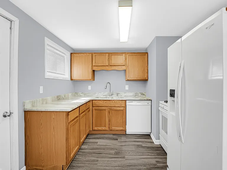 7606 Golfway Ct — Photo 3