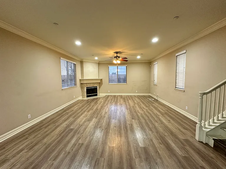 9432 Jacob Ln — Photo 15