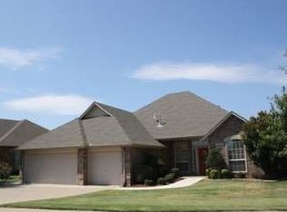 2809 Stonebrook Rd, Edmond, OK 73003