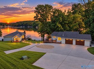 825 County Road 29, Killen, AL 35645