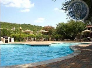 1201 W 8th St APT 101, Austin, TX 78703