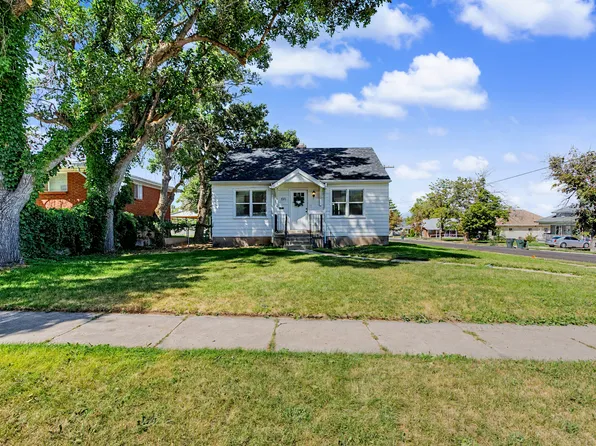 199 N Pinehurst Ave, Tooele, UT 84074