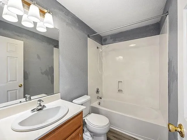 4528 Wagon Trail Way #4528 — Photo 18