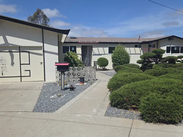8420 Royce Ct, San Diego, CA 92123