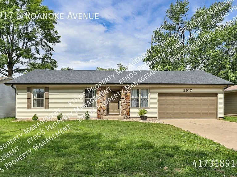 2917 S Roanoke Ave — Photo 1