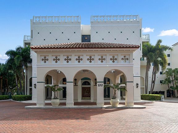 5th image of 100 SE 5th Avenue #415